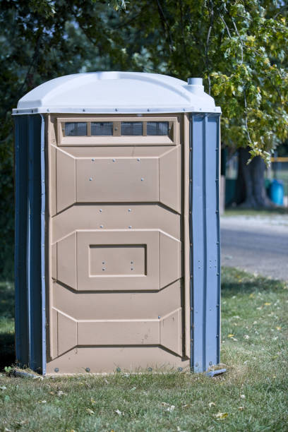 Best Emergency porta potty rental  in Robins, IA